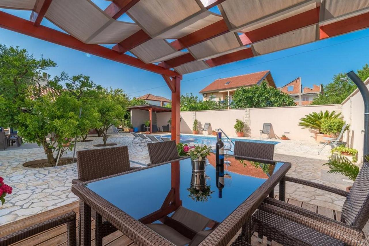 Apartments Villa Odesa With Shared Pool Zadar Eksteriør billede