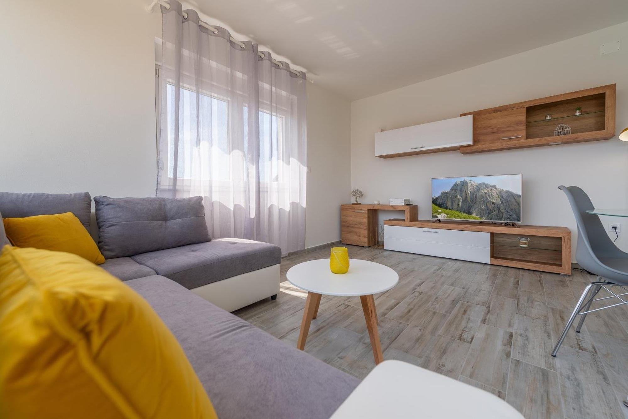 Apartments Villa Odesa With Shared Pool Zadar Eksteriør billede